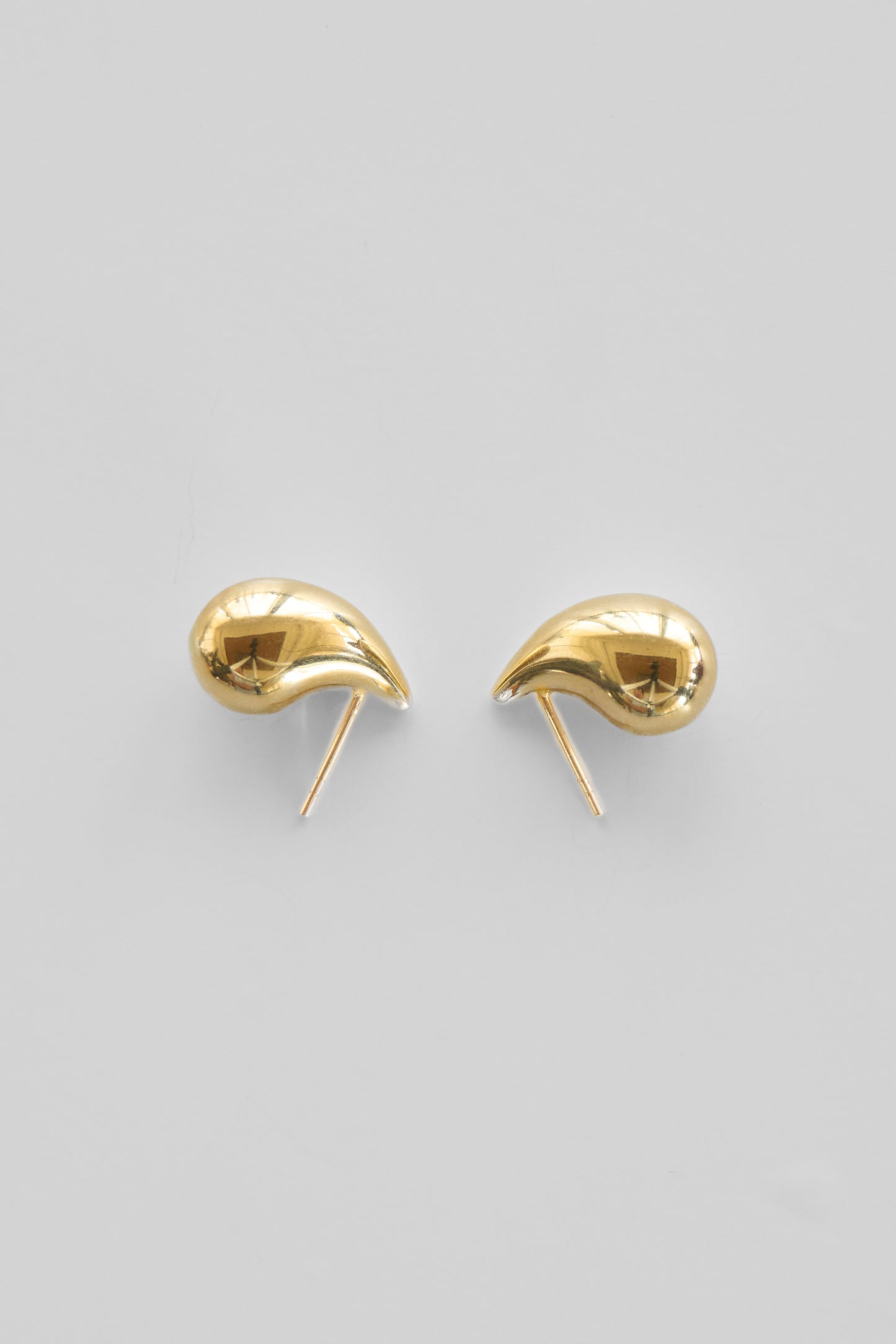 Medium Teardrop Stud Earrings