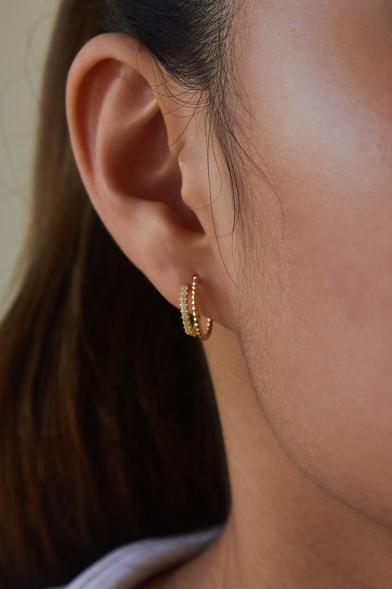 18K Saudi Gold Fine Jewelry Jewellery in the Philippines. 18 karat fine jewelry solid gold jewelry.Classy Elegant Huggie Minimal Dainty. High quality. Earrings