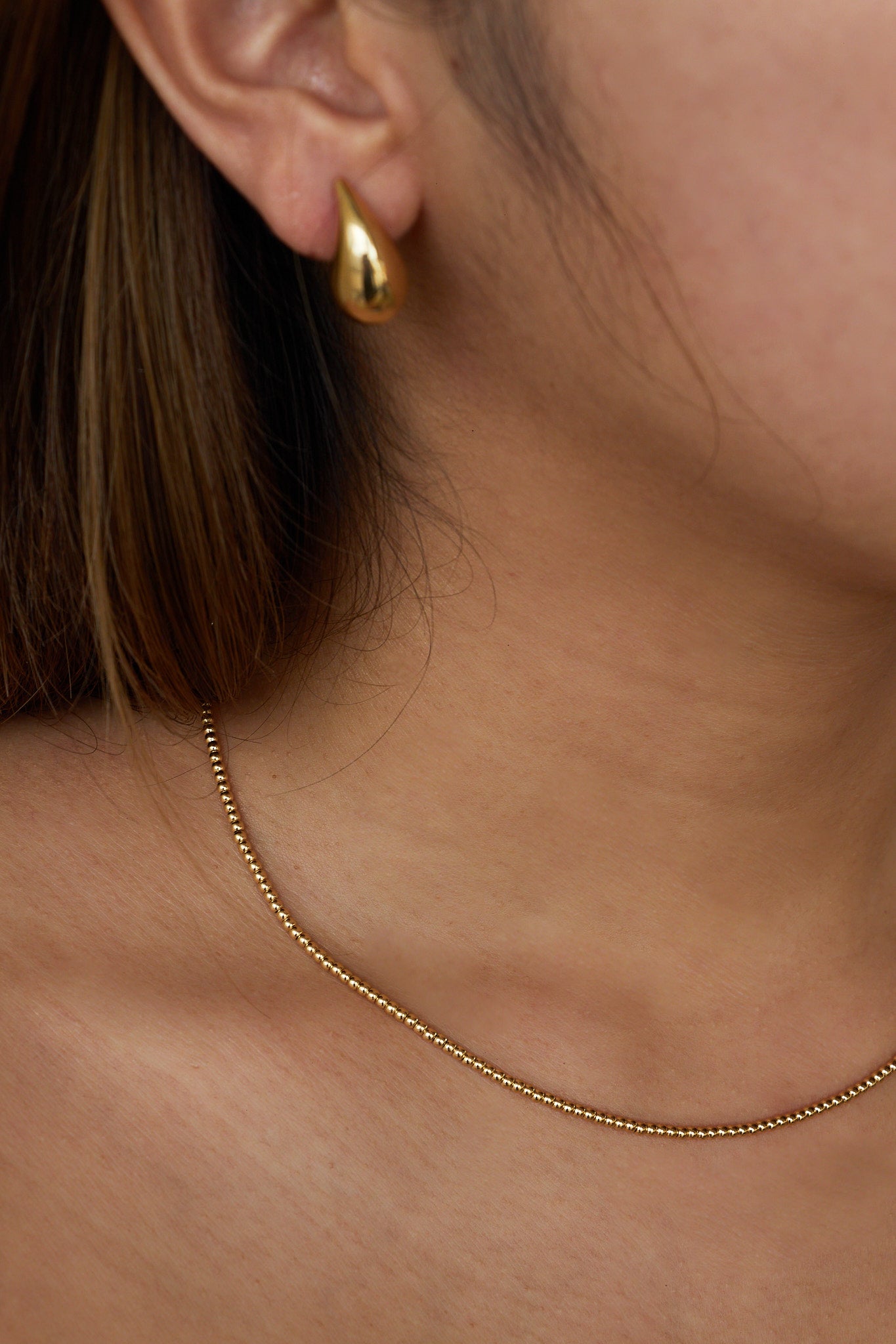 Ball Choker Necklace