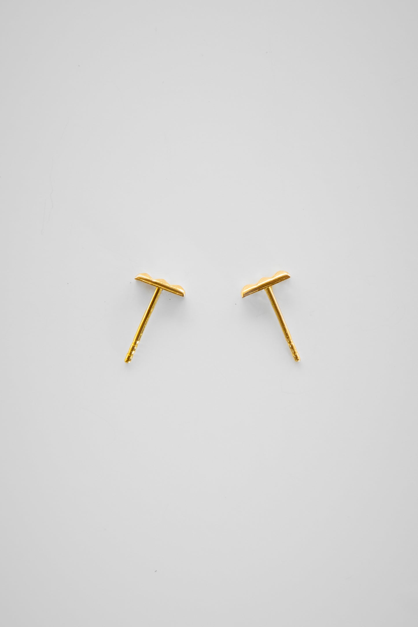 Three Pyramid Faceted Stud