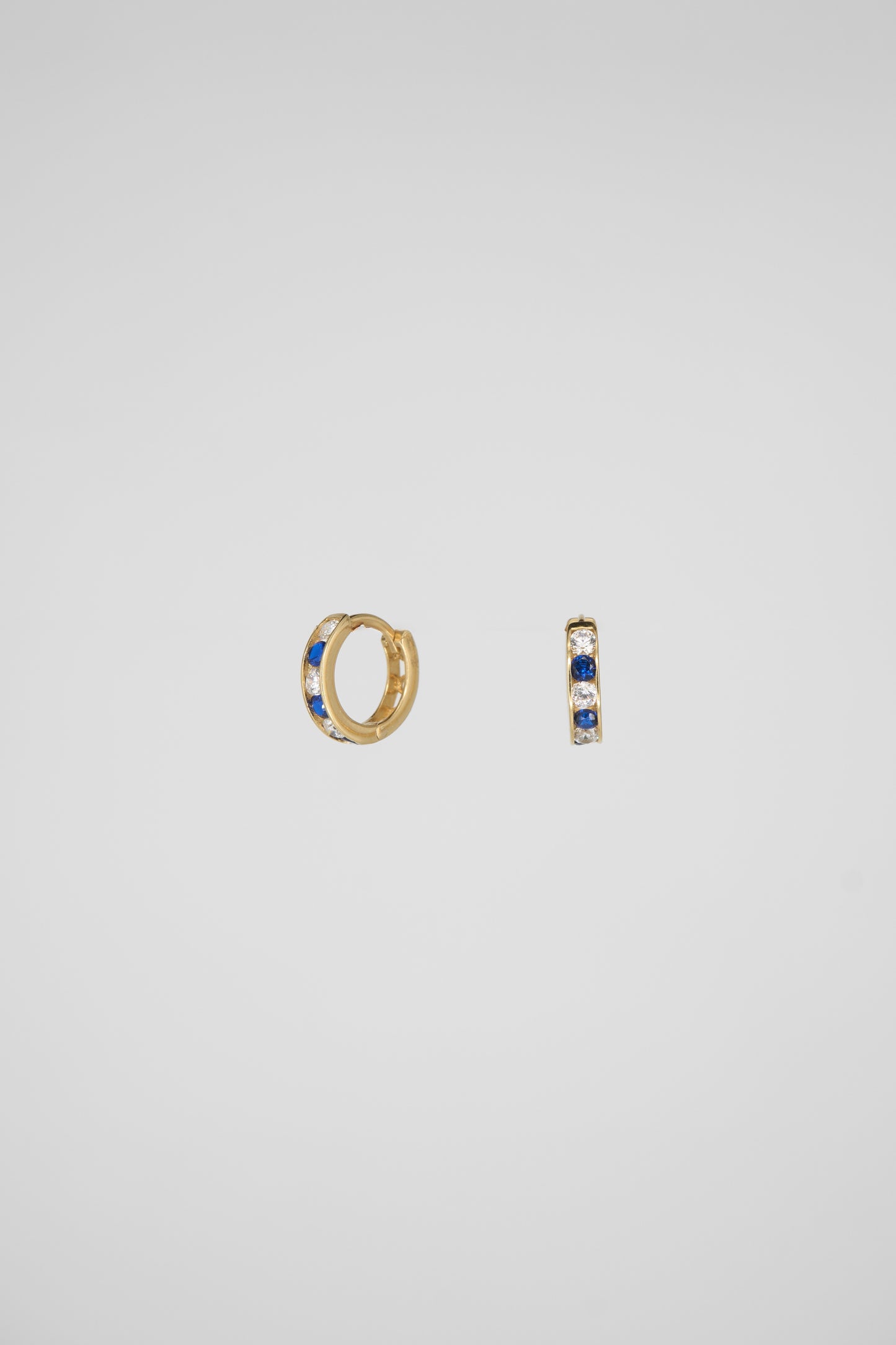Blue & White Channel Set Huggie