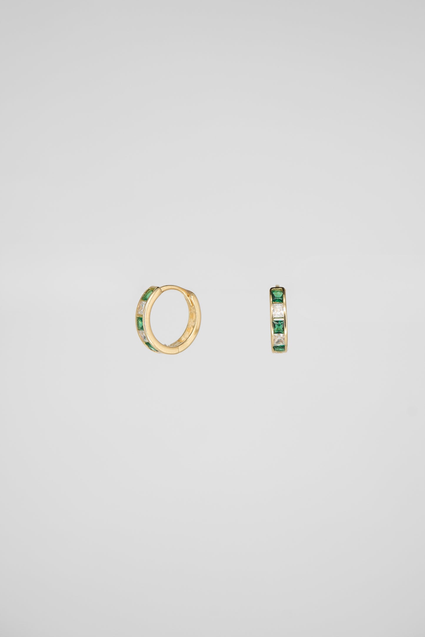 Green & White Channel Set Huggie